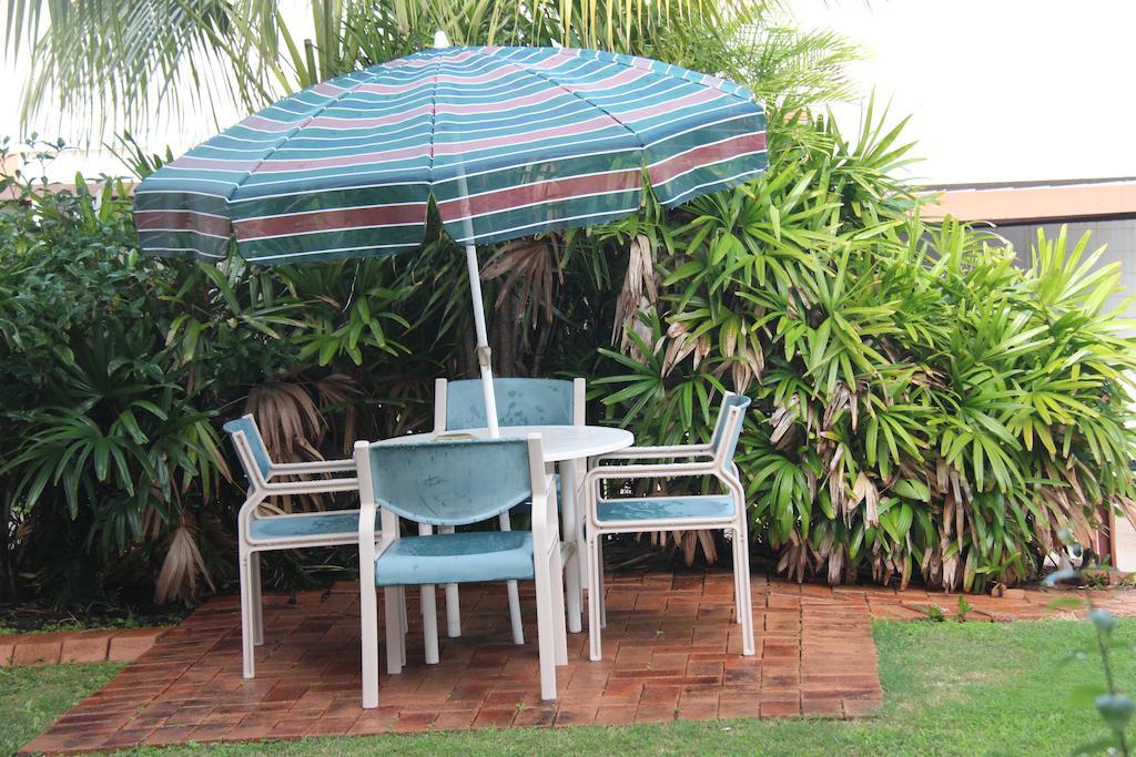 Caloundra Suncourt Motel Δωμάτιο φωτογραφία