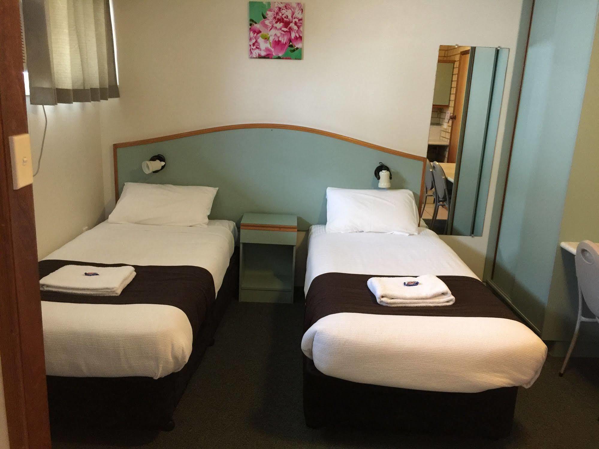 Caloundra Suncourt Motel Εξωτερικό φωτογραφία