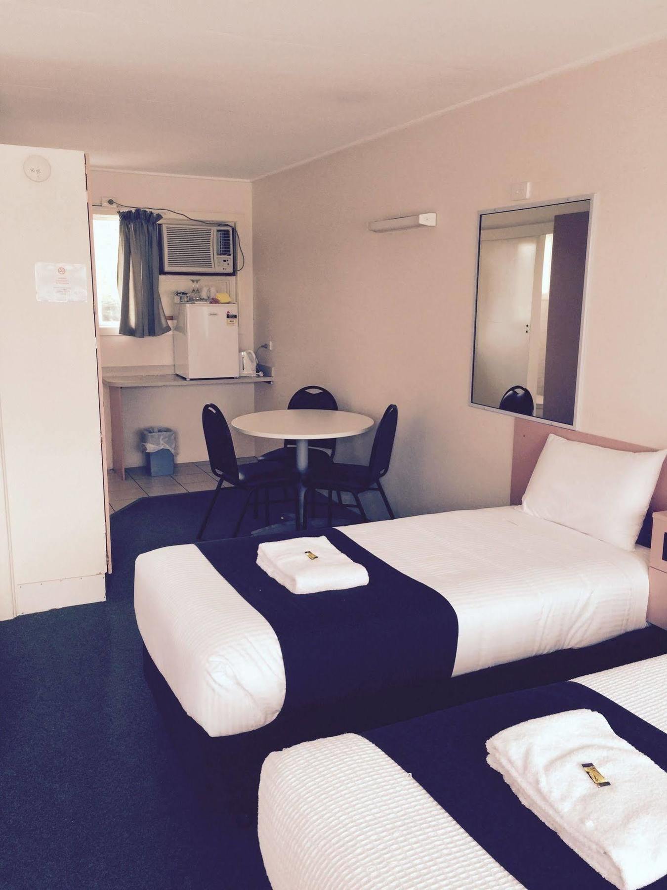 Caloundra Suncourt Motel Εξωτερικό φωτογραφία