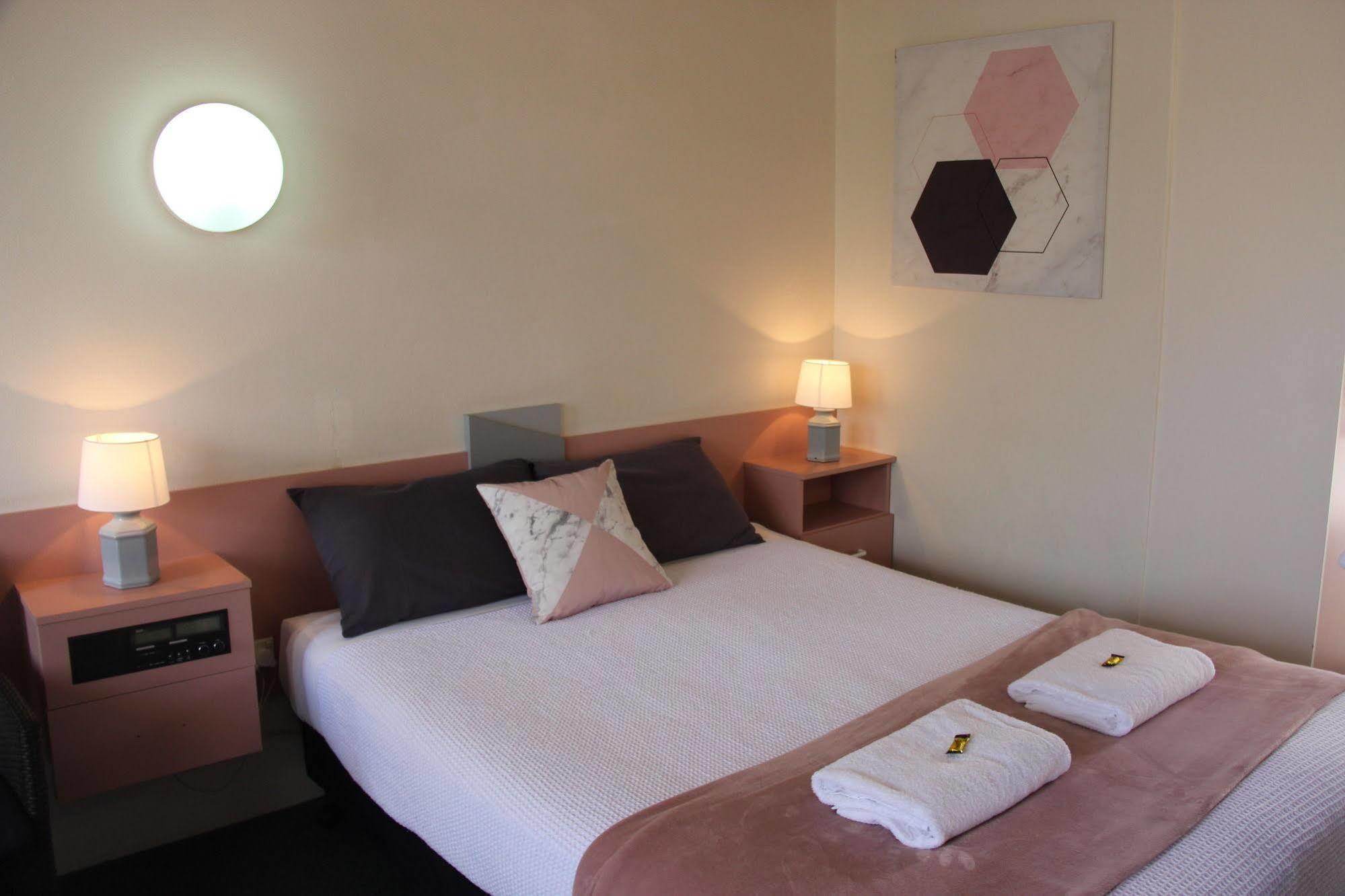 Caloundra Suncourt Motel Εξωτερικό φωτογραφία