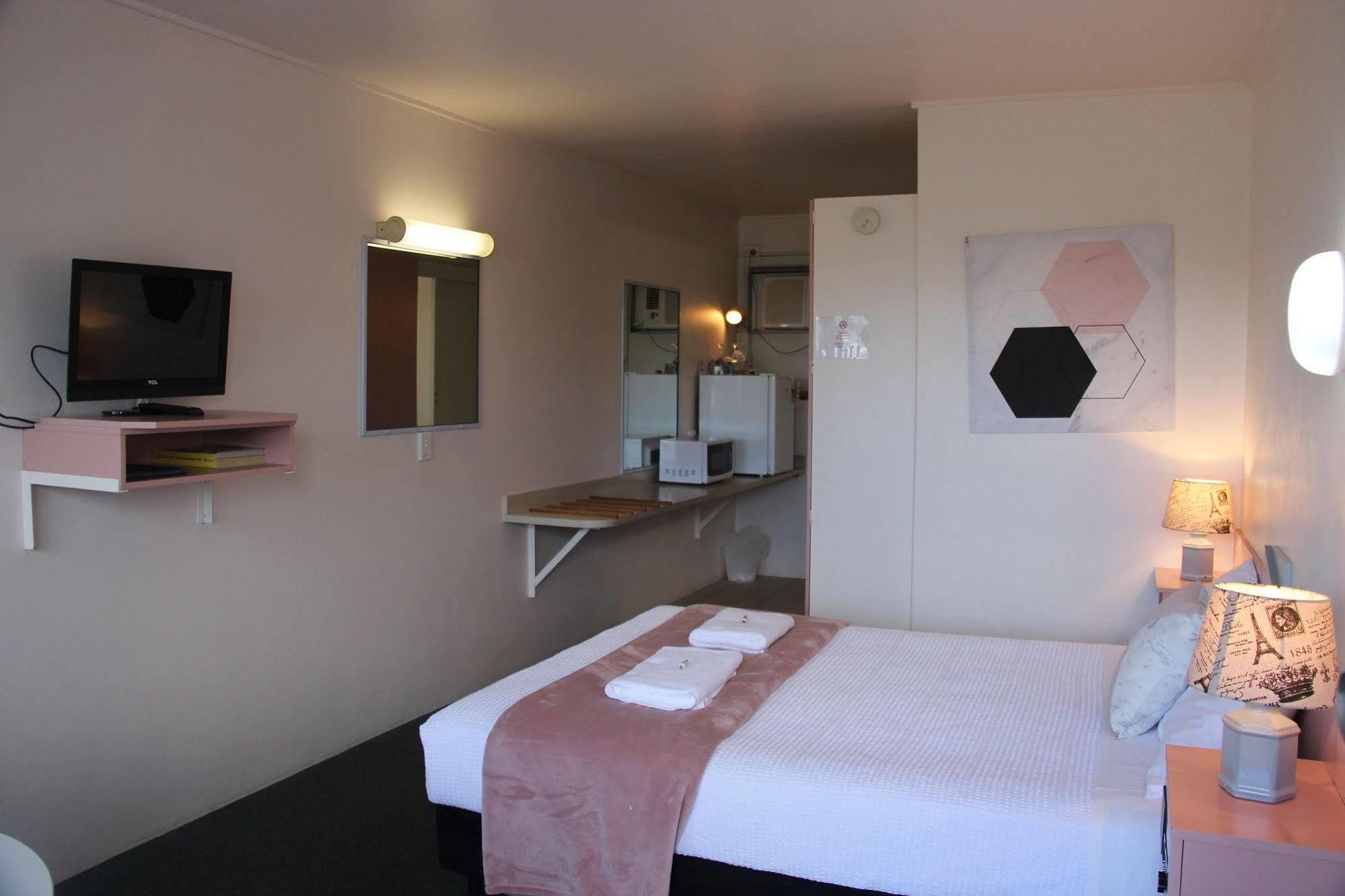 Caloundra Suncourt Motel Εξωτερικό φωτογραφία
